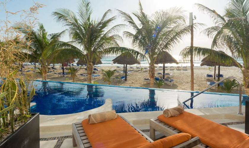Junior suite swim up Hotel FLAMINGO CANCUN ALL INCLUSIVE Cancún