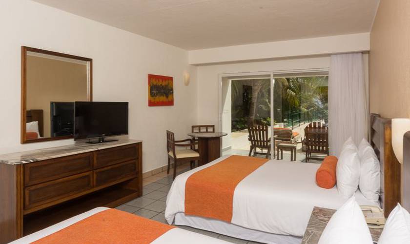 Standard room with sea views Flamingo Cancun Resort Hotel Standard room with sea views Flamingo Cancun Resort Hotel