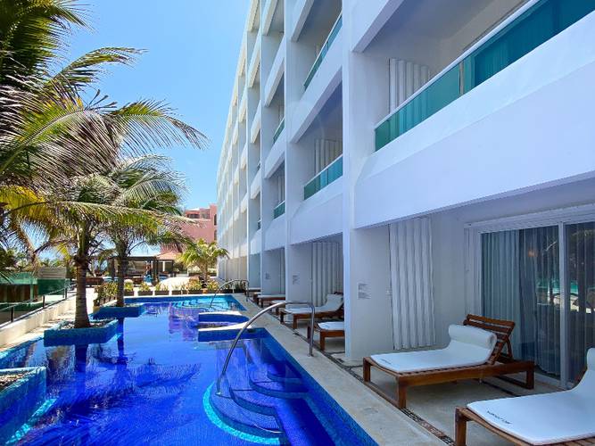 Swim up room Flamingo Cancun Resort Hotel Swim up room Flamingo Cancun Resort Hotel