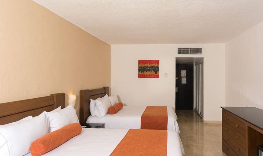 Standard room FLAMINGO CANCUN ALL INCLUSIVE Hotel Cancun