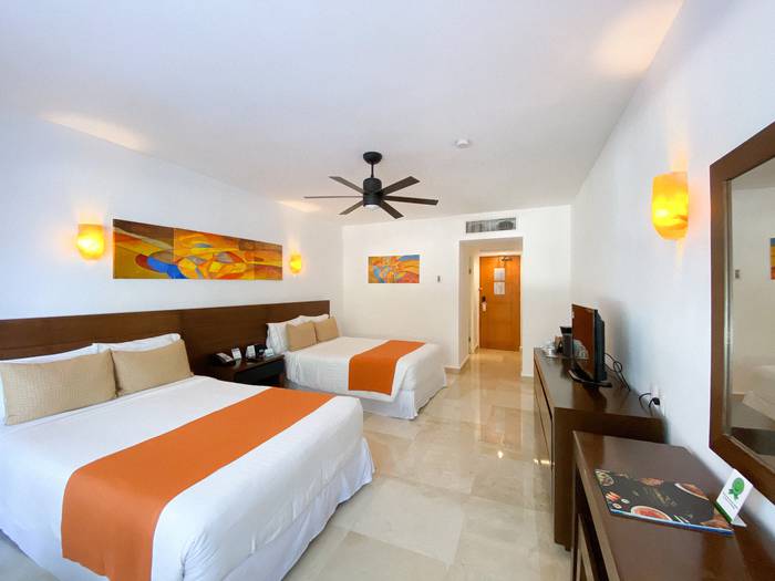 Swim up room Hotel Flamingo Cancun Resort Cancún