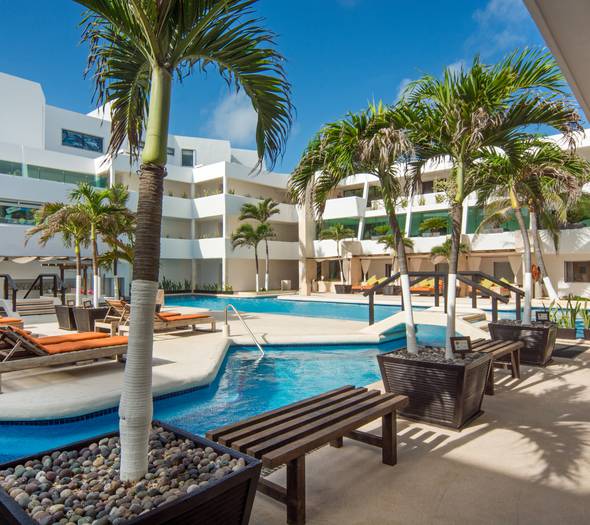 Swimming pools FLAMINGO CANCUN ALL INCLUSIVE Hotel Cancun