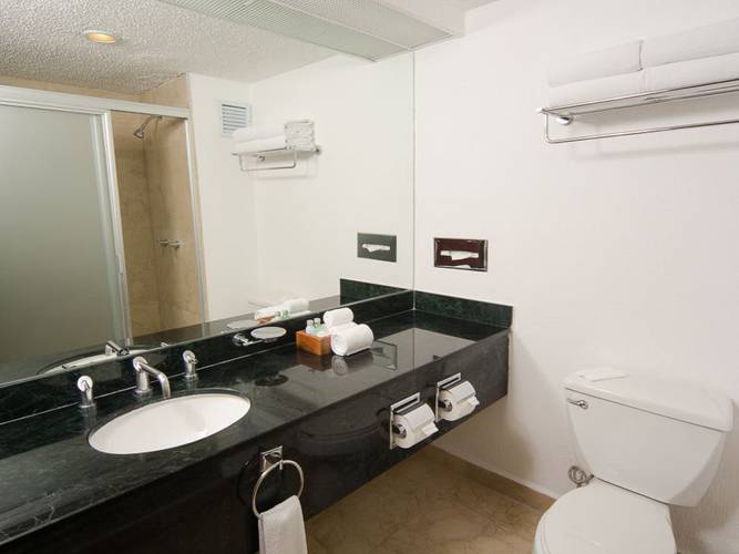 Deluxe room with sea views Flamingo Cancun Resort Hotel Deluxe room with sea views Flamingo Cancun Resort Hotel
