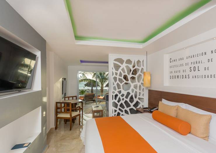 Swim up junior suite FLAMINGO CANCUN ALL INCLUSIVE Hotel Cancun