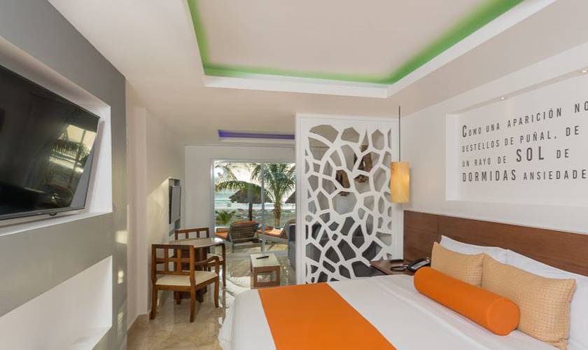 Junior suite swim up Hotel Flamingo Cancun Resort Cancún